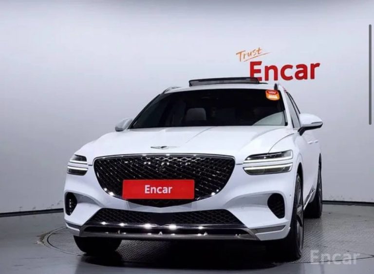 photo_5273897266425492772_y