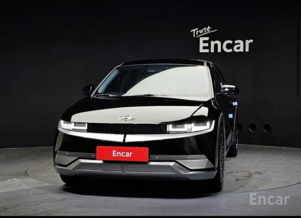 photo_5276149066239177941_y