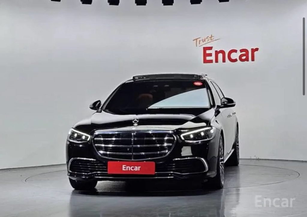 photo_5312065515503610479_y