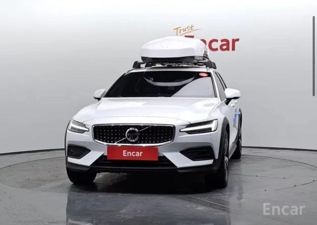 photo_5312065515503610552_y