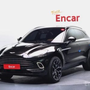 Aston Martin DBX 4.0 V8