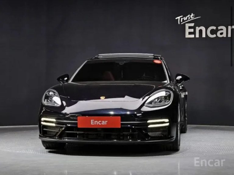 photo_5334891823572843183_y