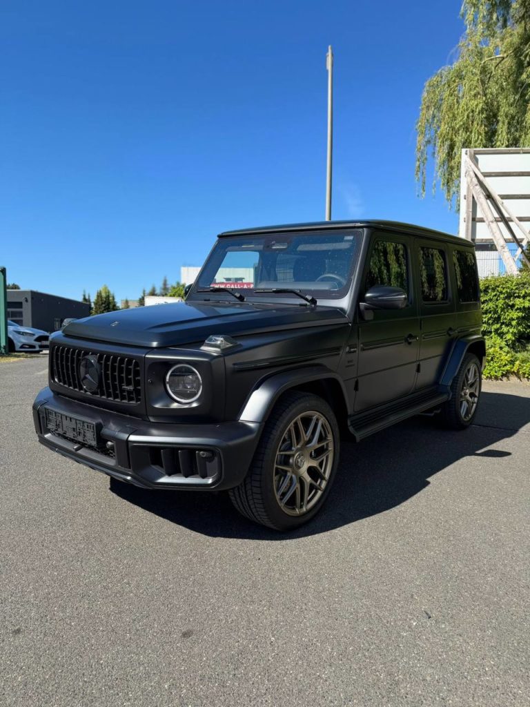 photo_5339441190371717157_y