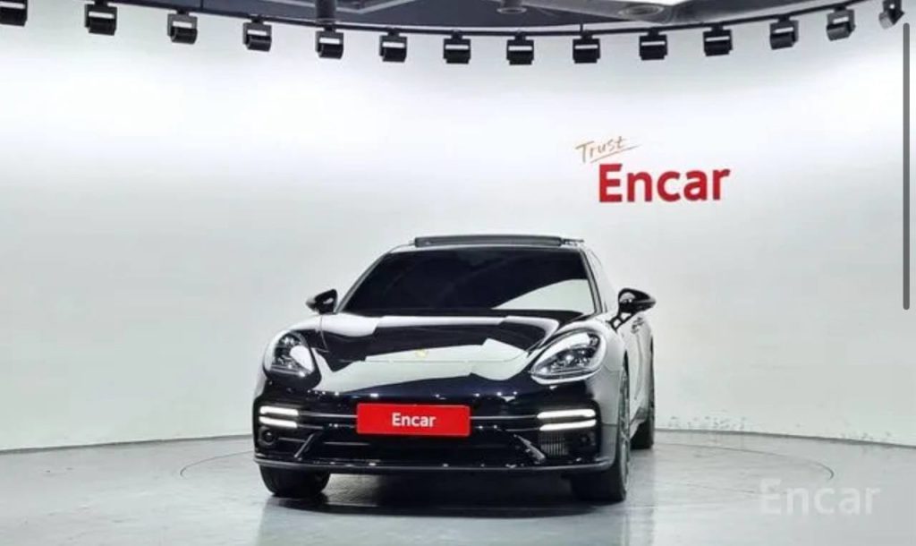 photo_5391245475283334187_y