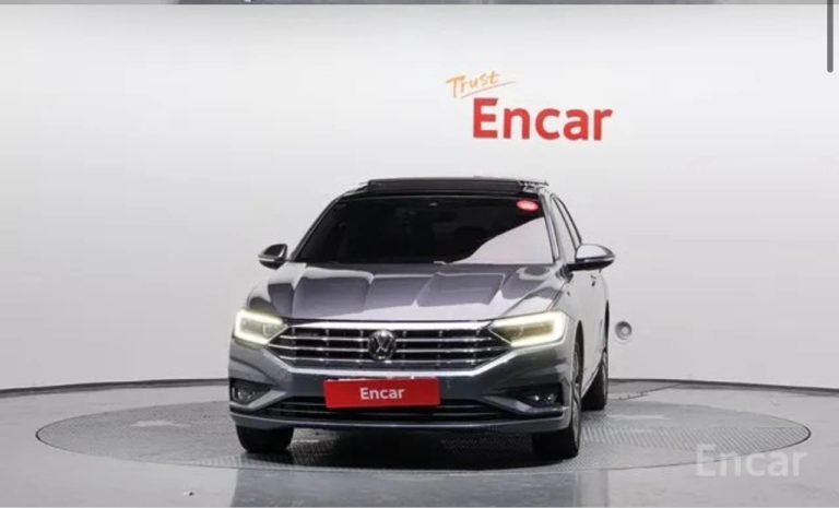 photo_5393465543878638543_y