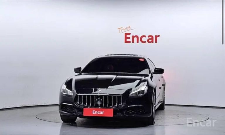 photo_5393497275097019846_y