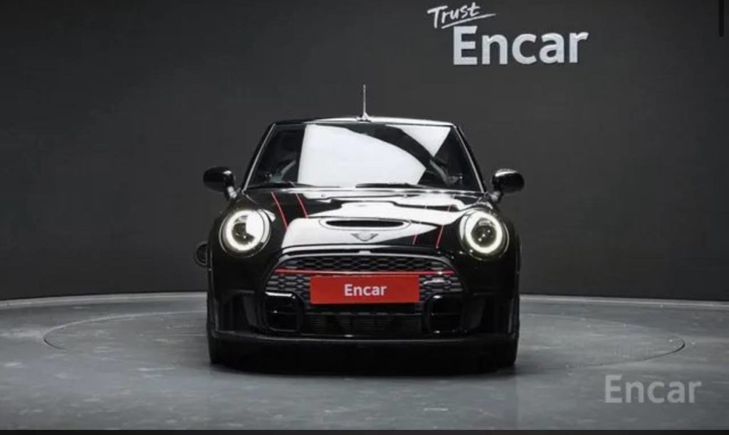 photo_5395717343692321727_y