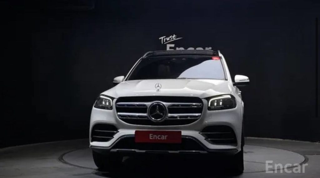 photo_5190778774390698635_y