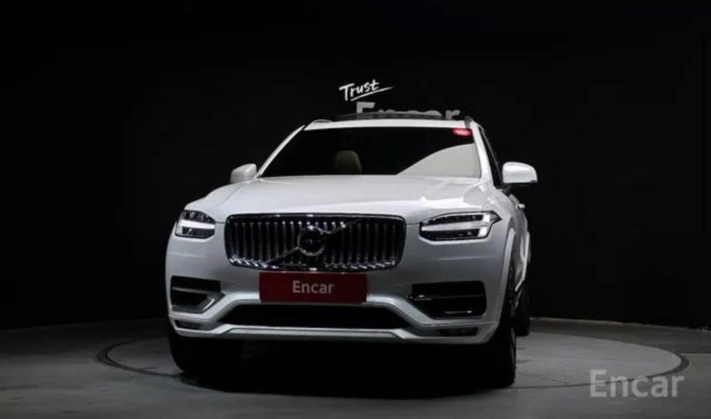 photo_5247170900418231352_y