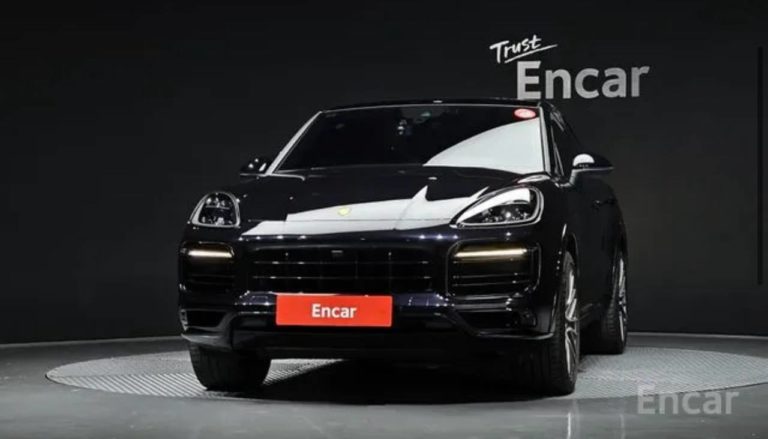 photo_5247170900418231387_y