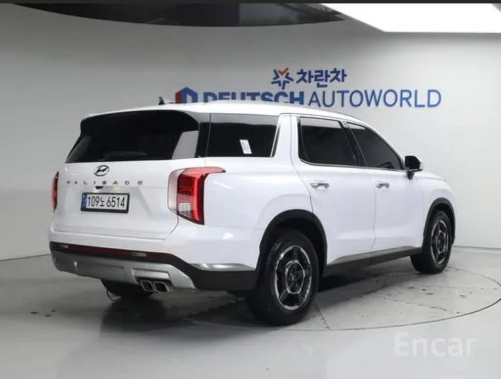 photo_5318857065684400132_y