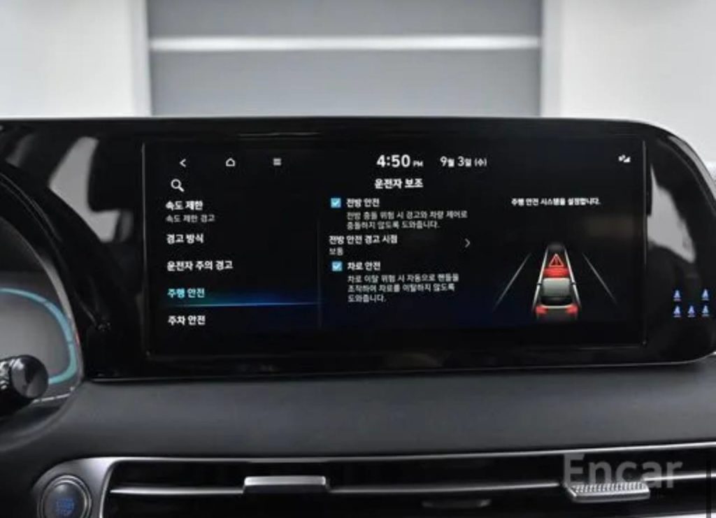 photo_5318857065684400139_y