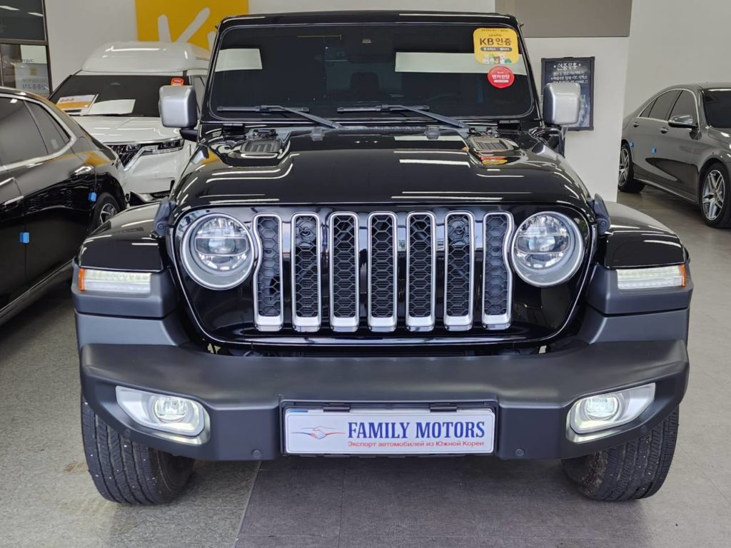 photo_5327960274638076804_y