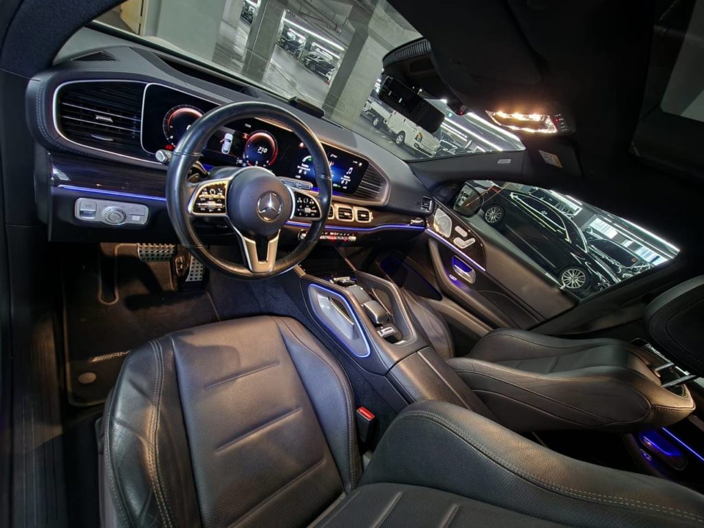 photo_5328213626168937861_y