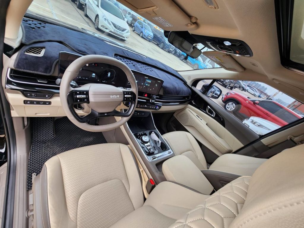 photo_5332433745069865781_y