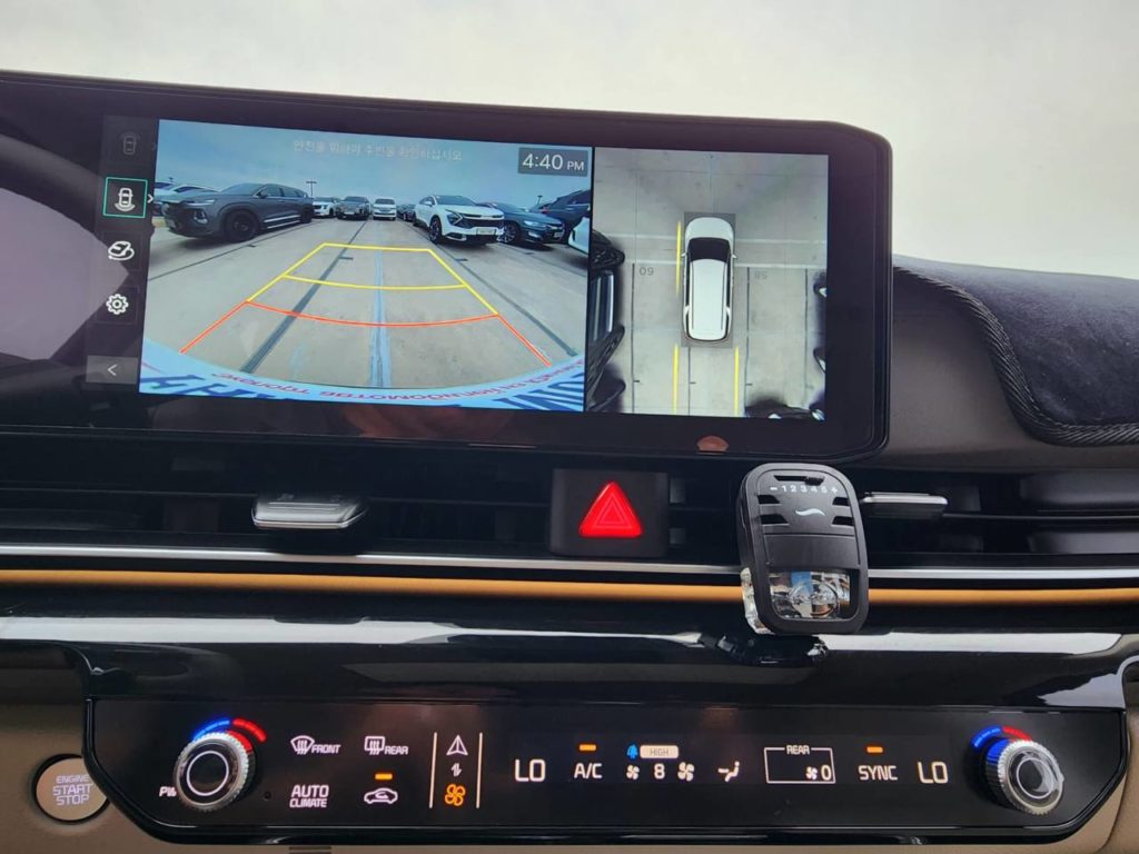 photo_5332433745069865782_y