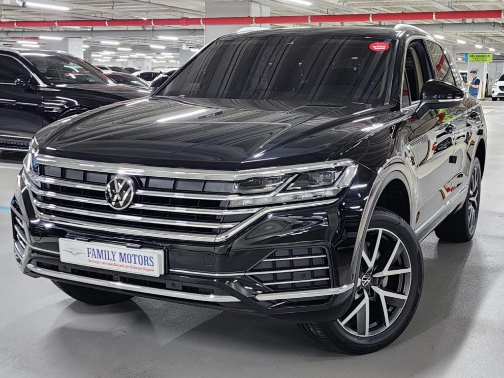 photo_5332433745069866019_y