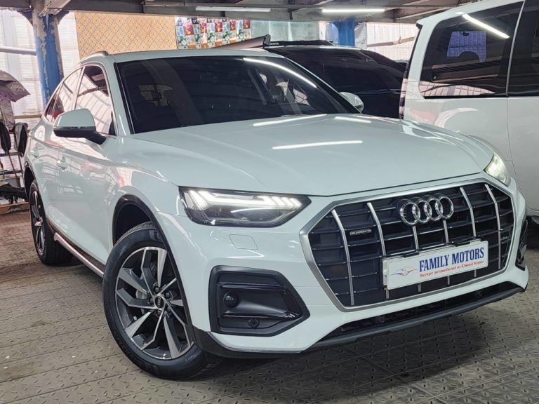 photo_5332433745069866072_y