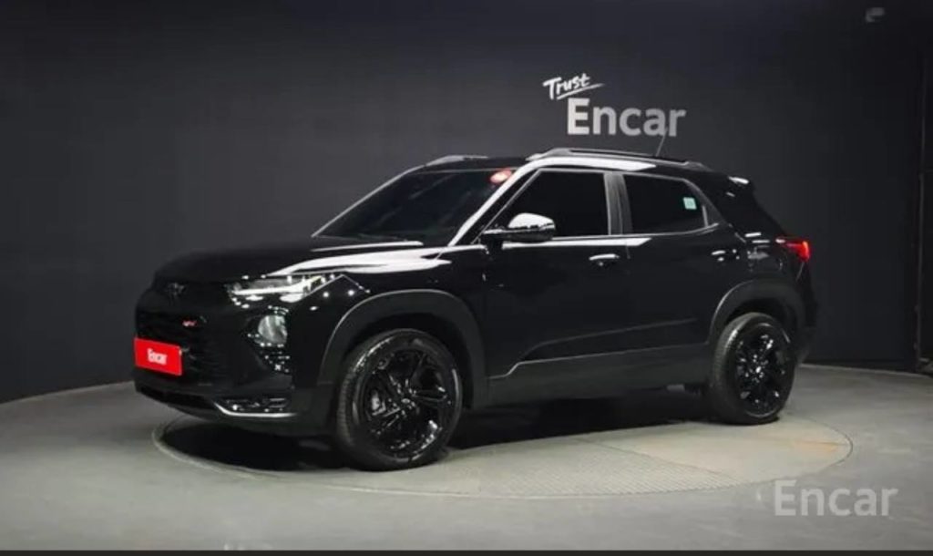 photo_5334685544883549484_y