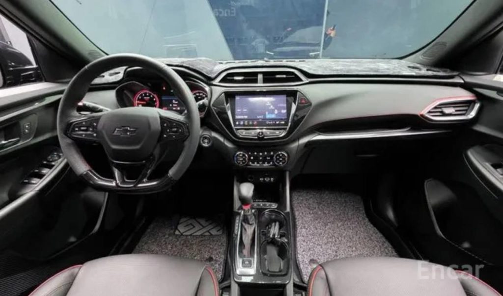 photo_5334685544883549490_y