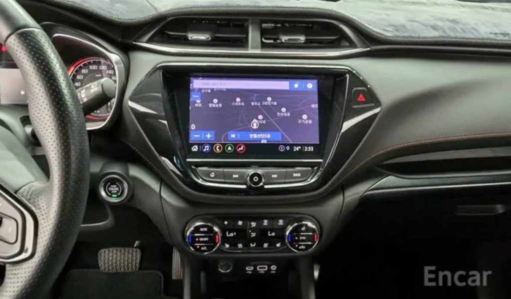 photo_5334685544883549544_y