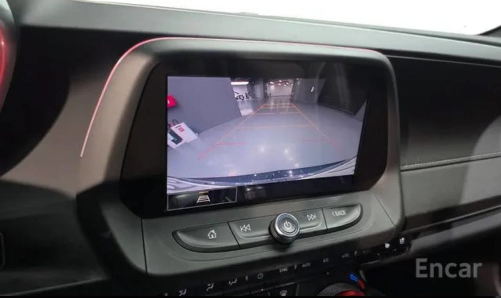 photo_5334685544883549579_y