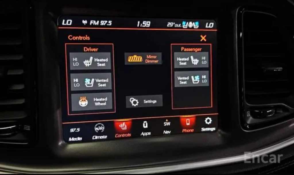 photo_5334685544883549636_y