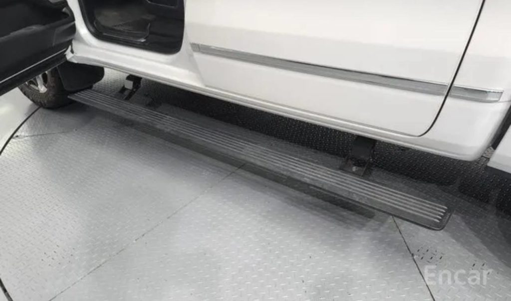 photo_5334685544883549688_y