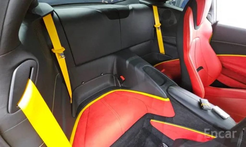 photo_5337057015371002293_y