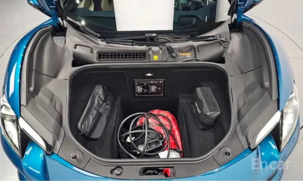 photo_5337057015371002340_y