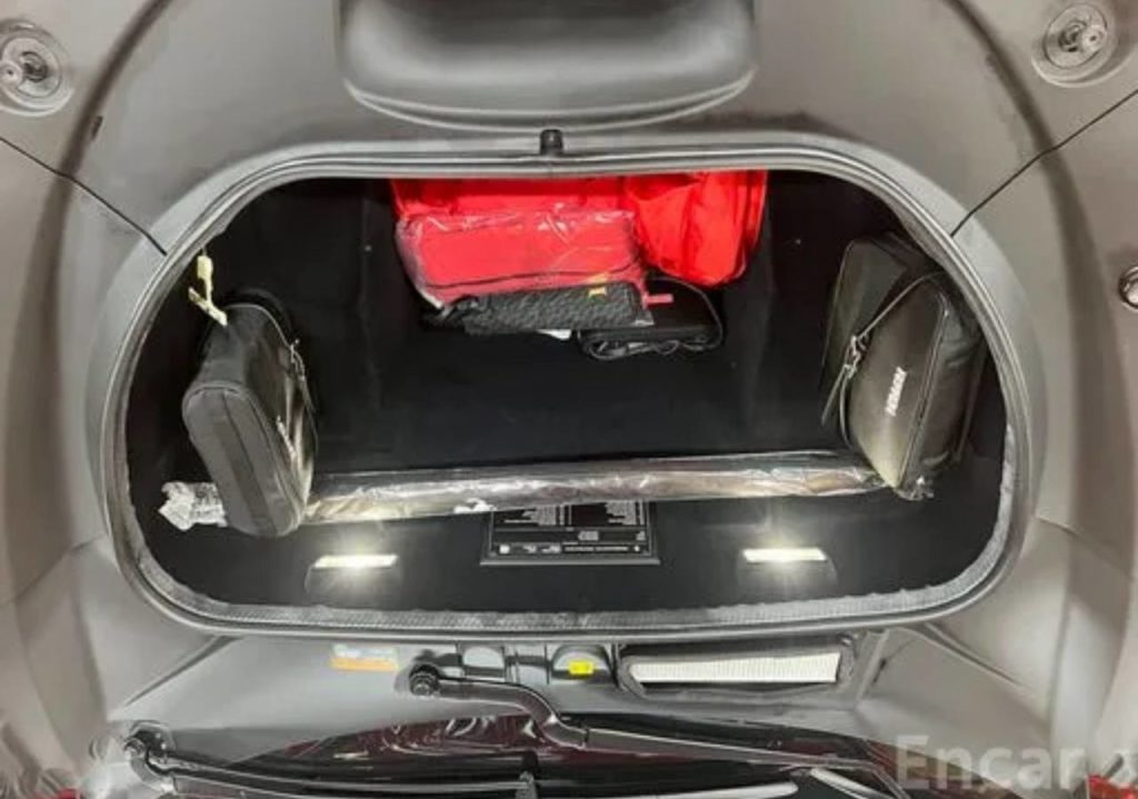 photo_5337057015371002411_y