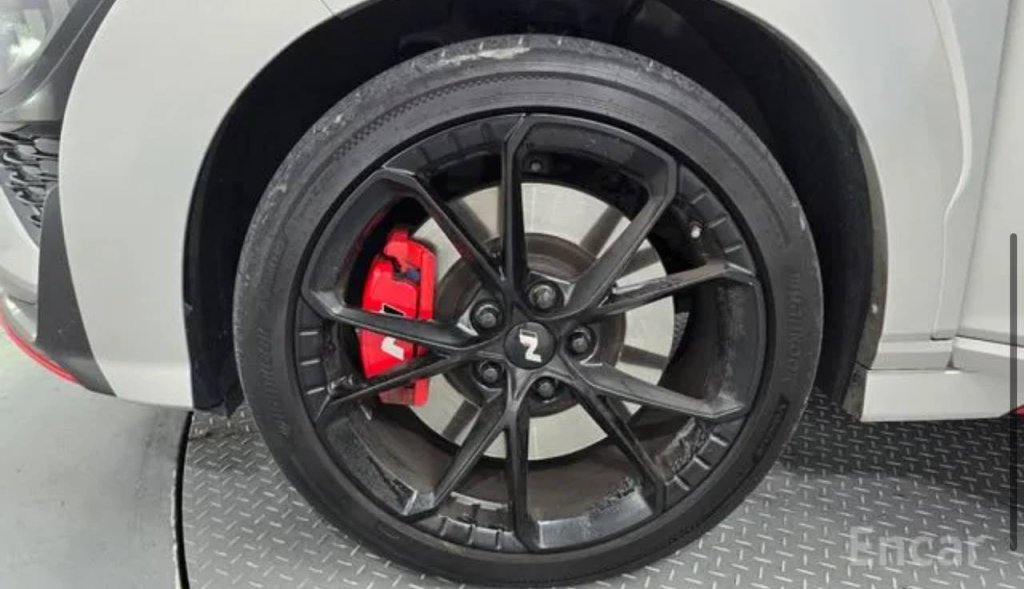 photo_5193085270612901059_y