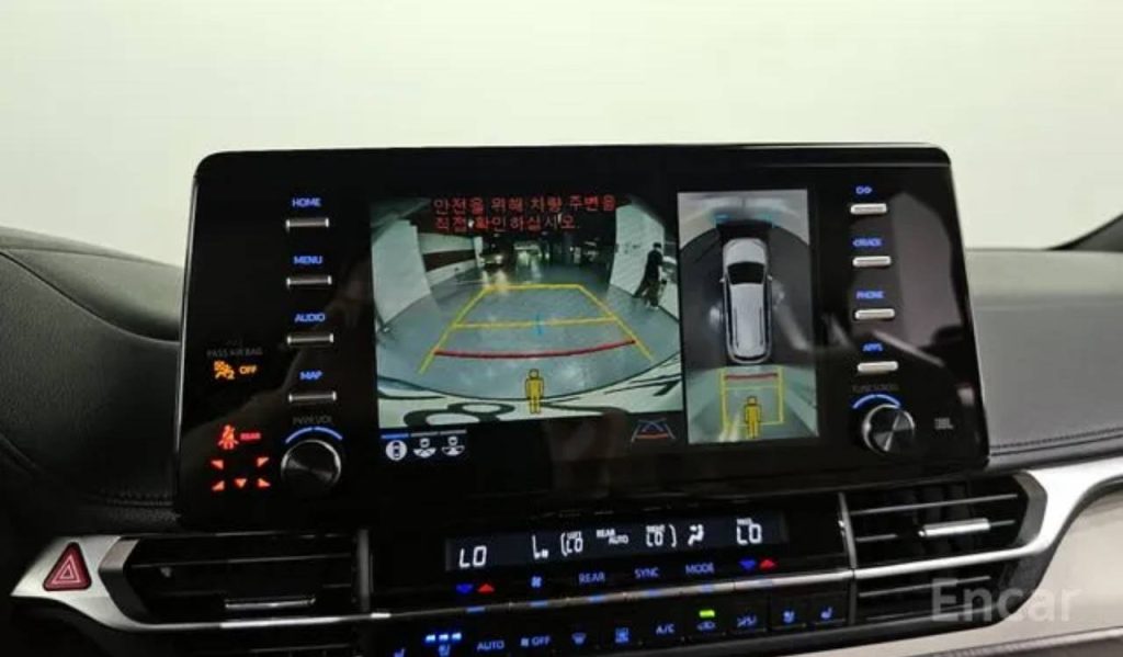 photo_5458424519048953349_y