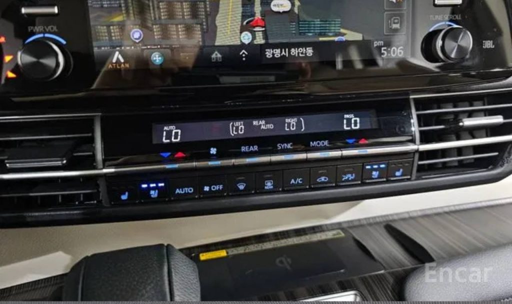 photo_5458424519048953351_y