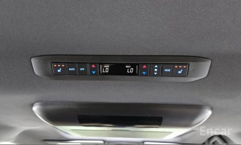 photo_5458424519048953352_y