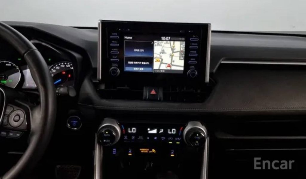 photo_5458424519048953402_y