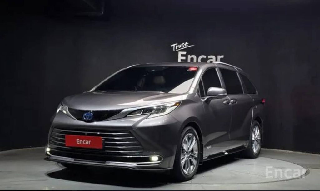 photo_5458424519048953432_y