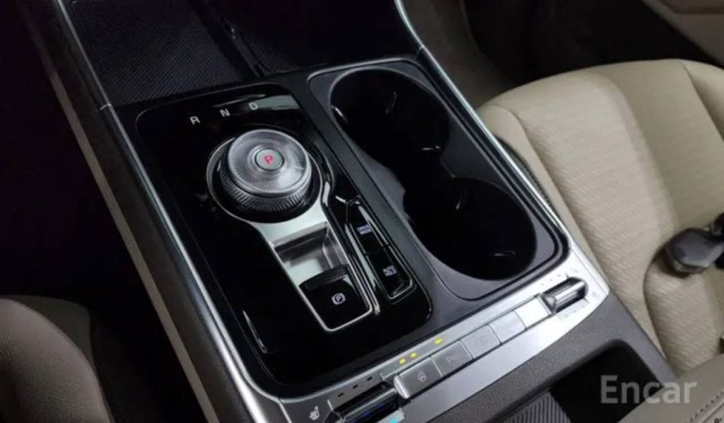 photo_5465234554768981704_y