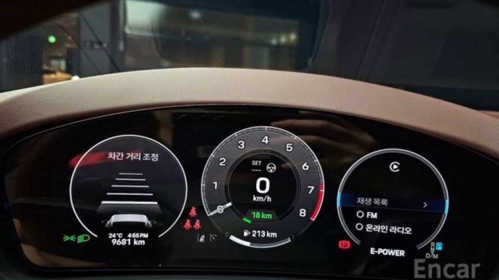 photo_5417968018773446962_y