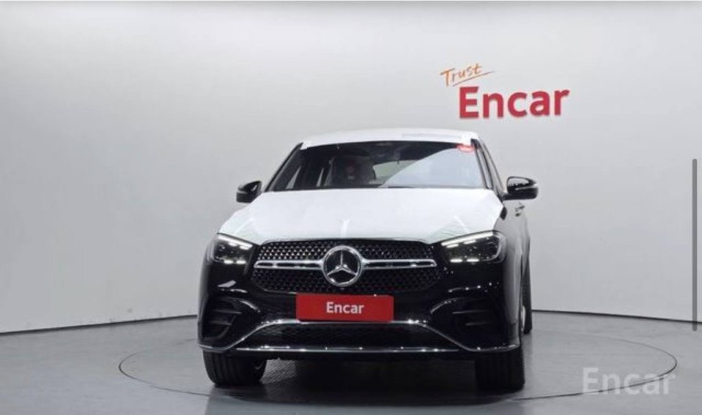 photo_5417968018773447229_y