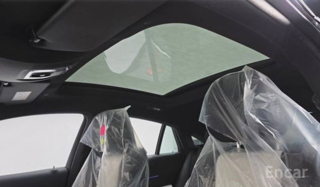 photo_5417968018773447244_y