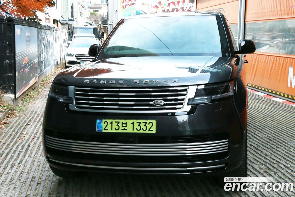 Land Rover Range Rover | 2024 | 6 860 km