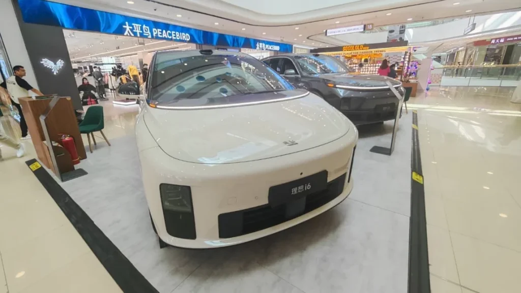 Триумф Coolray и камбэк Li Auto. Названы самые популярные автомобили Китая в апреле 2026 года