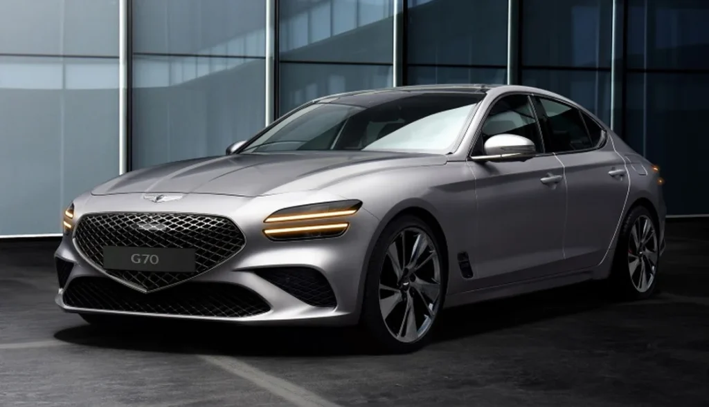 Седан Genesis G70 получил обновлённый дизайн
